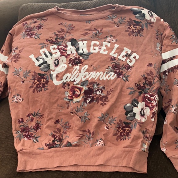 Sweater - Picture 1 of 2